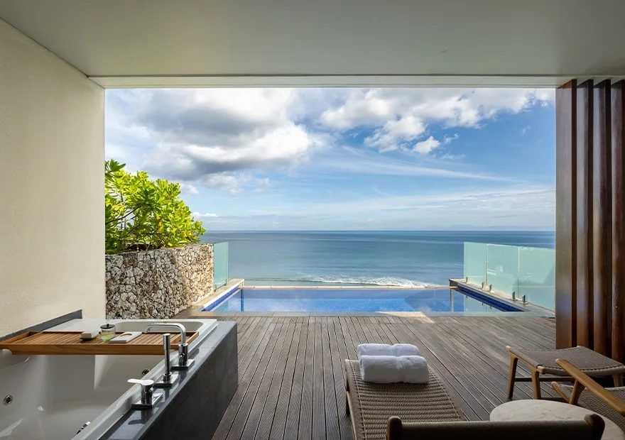 Horizon Pool Suite, view 1