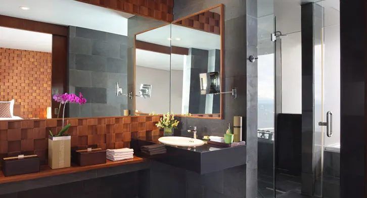 Ocean View Suite, view 3